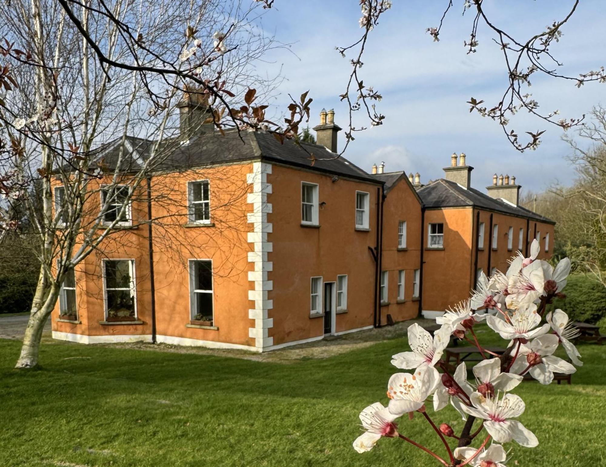 Clone Country House Aughrim Extérieur photo The former workhouse in 2017