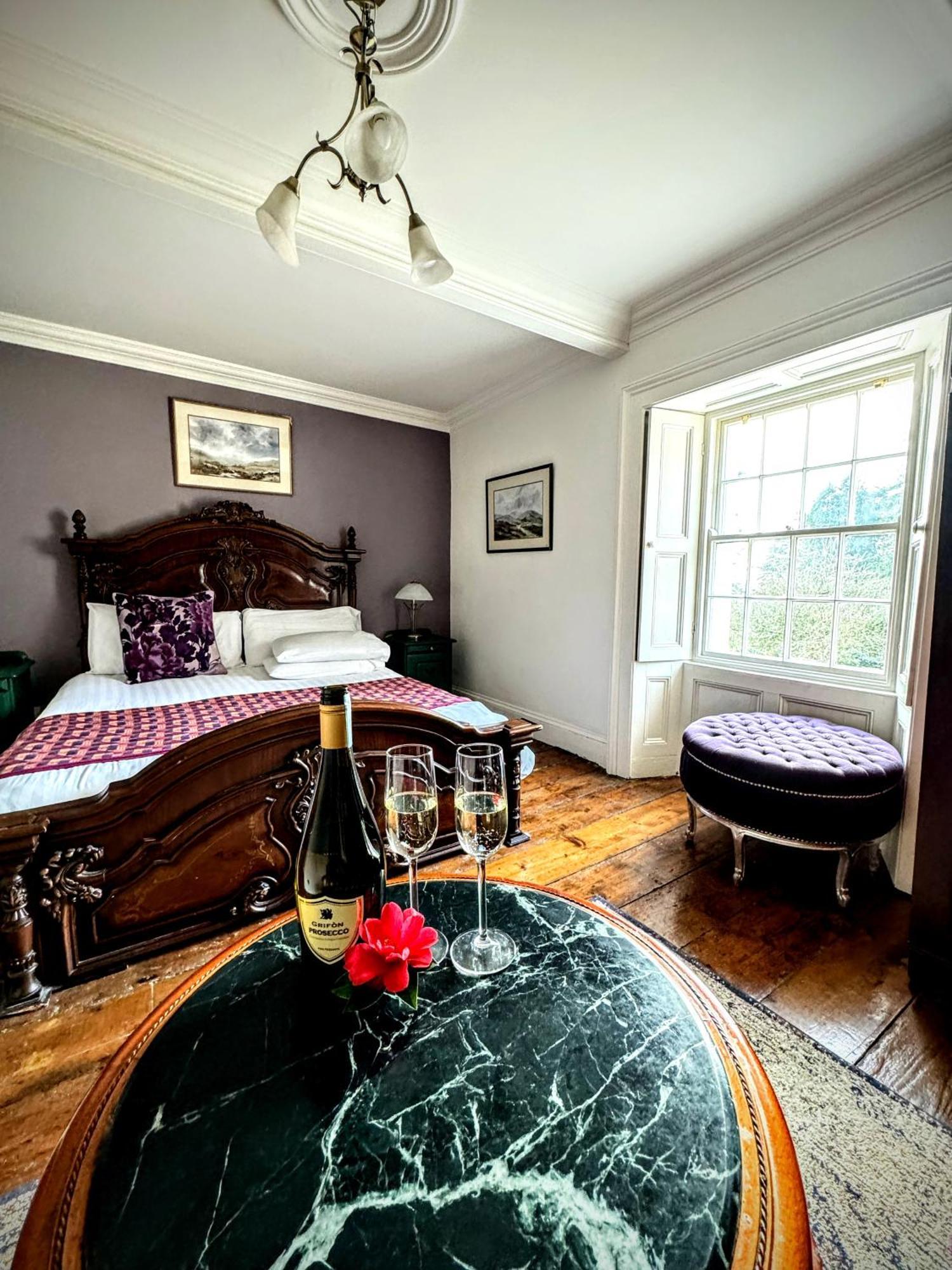 Clone Country House Aughrim Extérieur photo The Old Rectory, bedroom